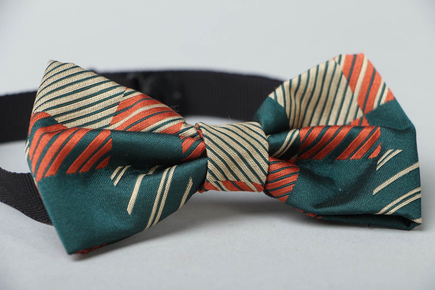 Текстильный галстук-бабочка ручной работы фото 2