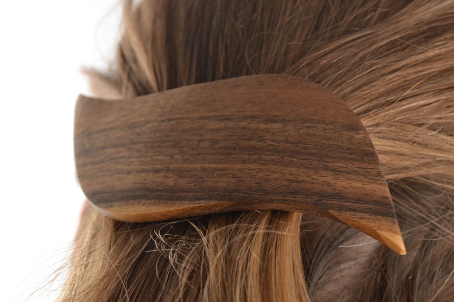 Barrette à cheveux en bois de noyer brune en forme originale pratique faite main photo 1