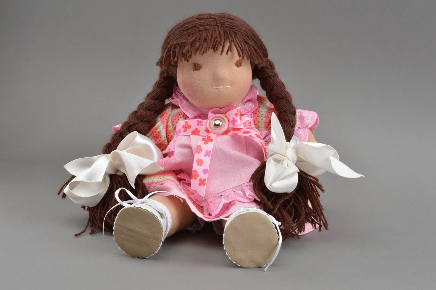 Muñeca artesanal hecha a mano de tela regalos para niñas decoración de hogar foto 3