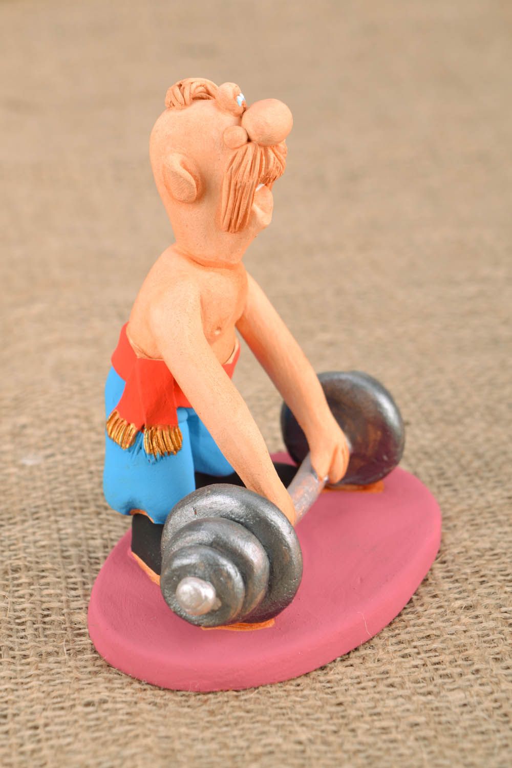 Statuetta buffa in argilla fatta a mano figurina decorativa in ceramica  foto 1