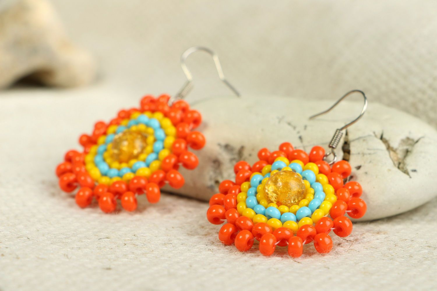 Round earrings made of beads photo 3
