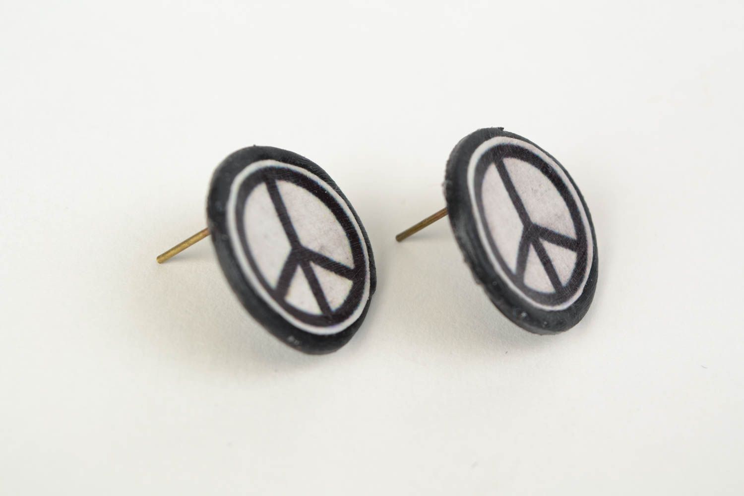 Handmade stud earrings made of polymer clay black and white peace sign  photo 3