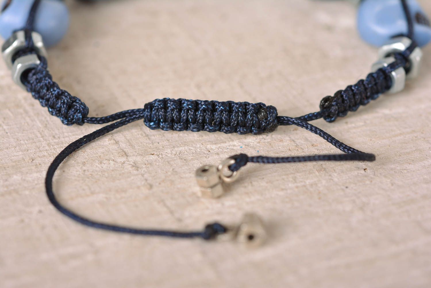 Pulsera de cordón y metal artesanal accesorio para mujeres regalo original foto 4