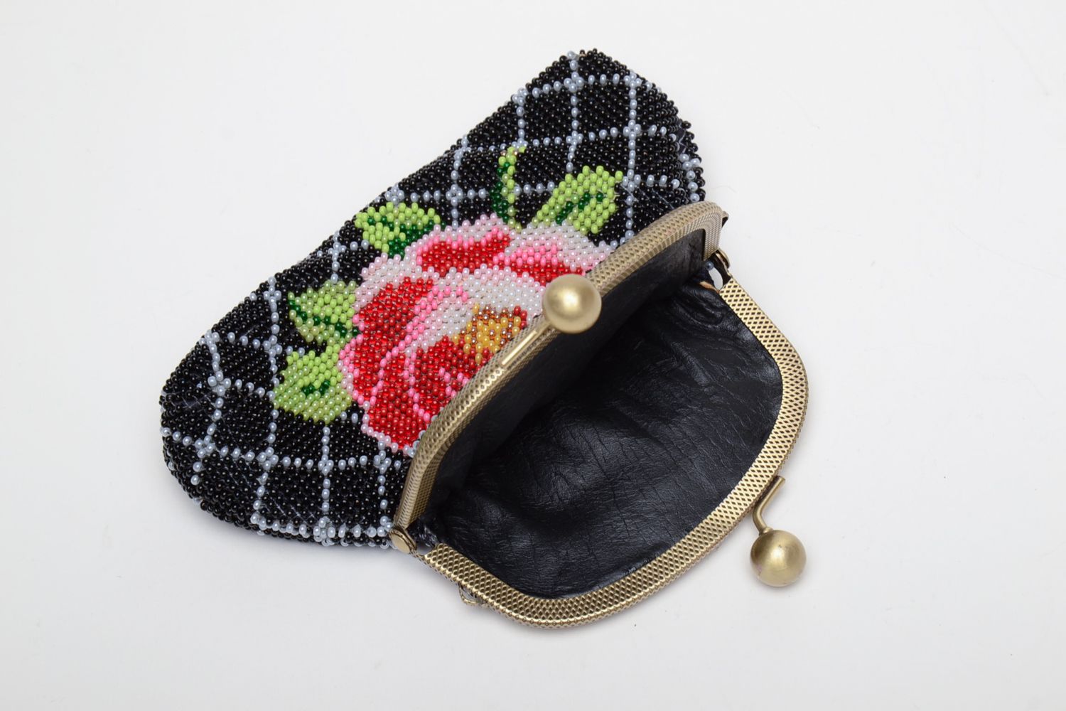 Leather wallet embroidered with beads photo 4