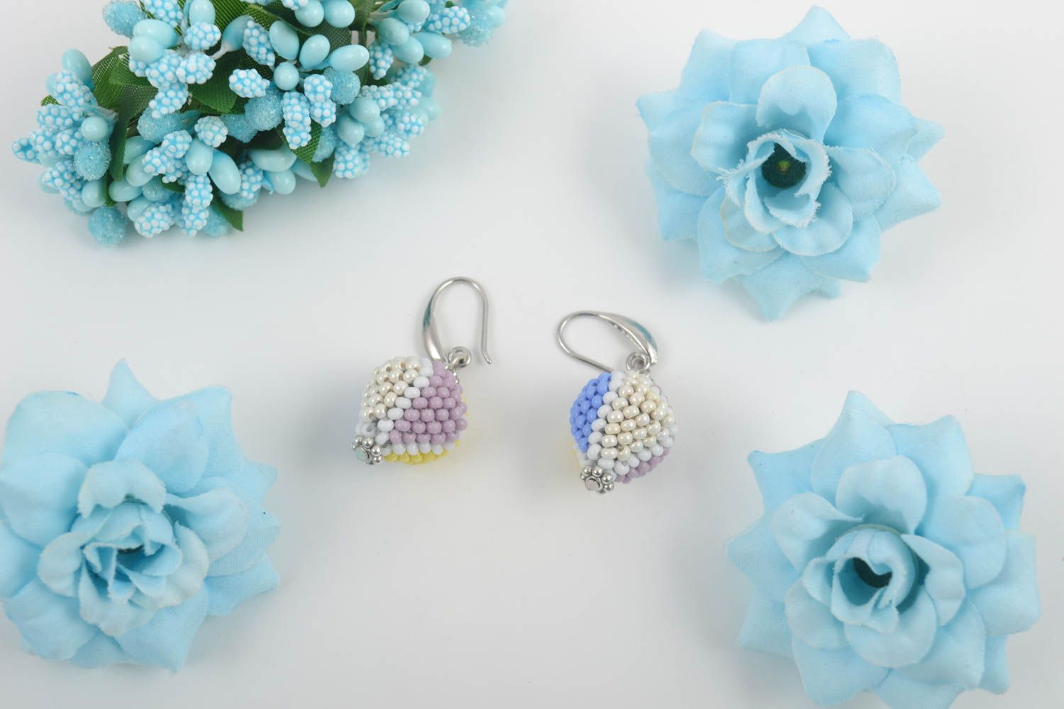 Handmade beaded cute earrings designer stylish earrings elegant jewelry photo 1