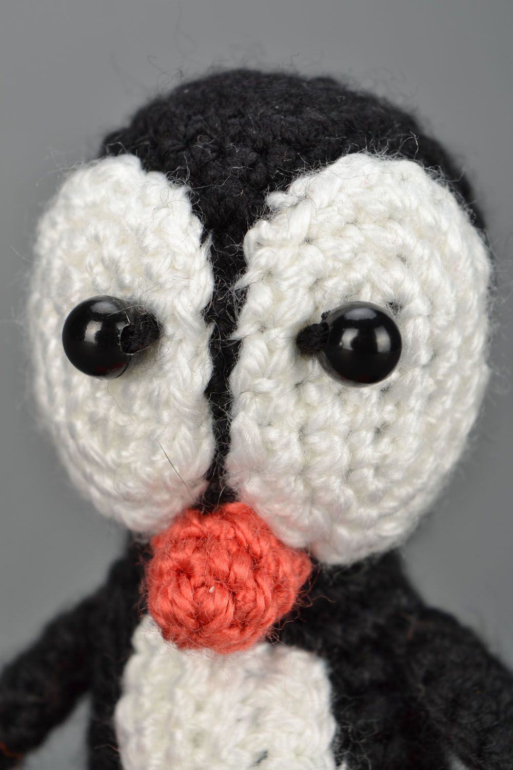 Jouet tricot au crochet Petit Pingouin photo 4