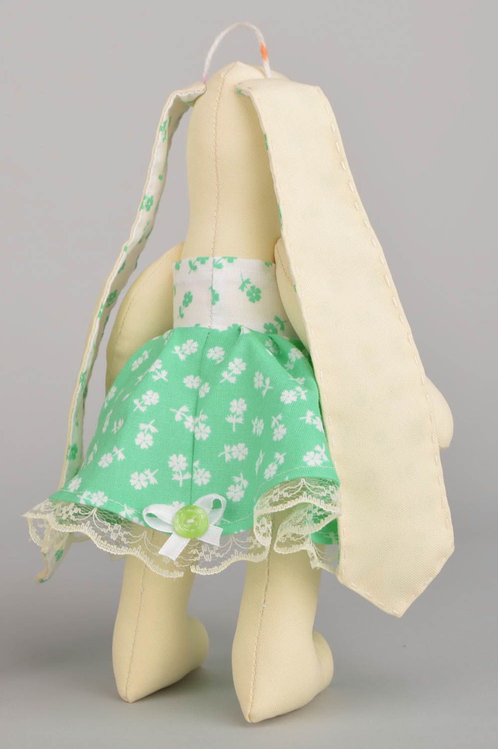 Poupée lièvre en tissu faite main belle en robe originale jouet pour enfant photo 5
