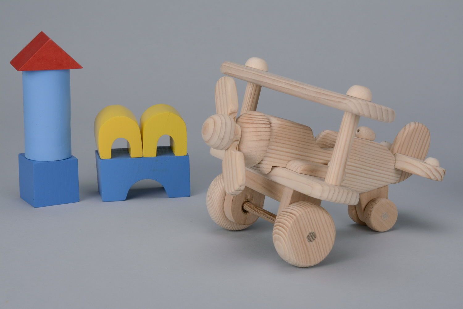 Aereo giocattolo fatto a mano giocattolo di legno giocattolo da bambino foto 1