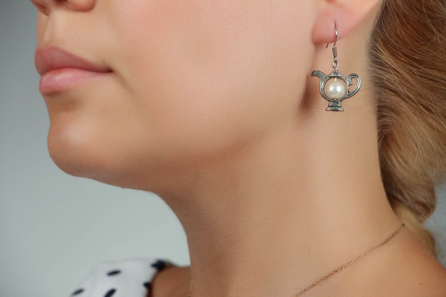 Boucles d'oreilles en métal avec perles faites main photo 5