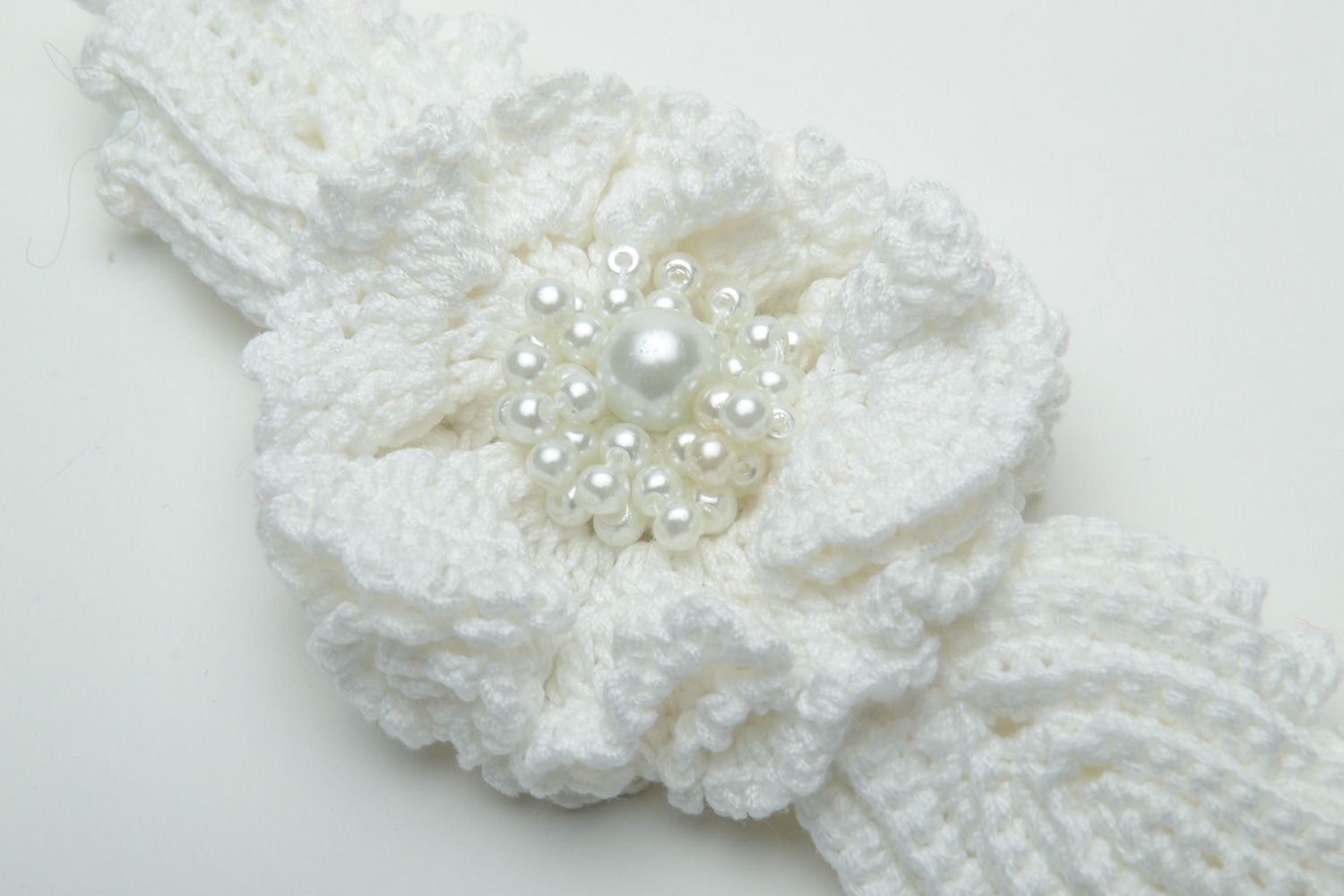 Collier tricoté blanc fait main avec perles d'imitation massif pour femme photo 3