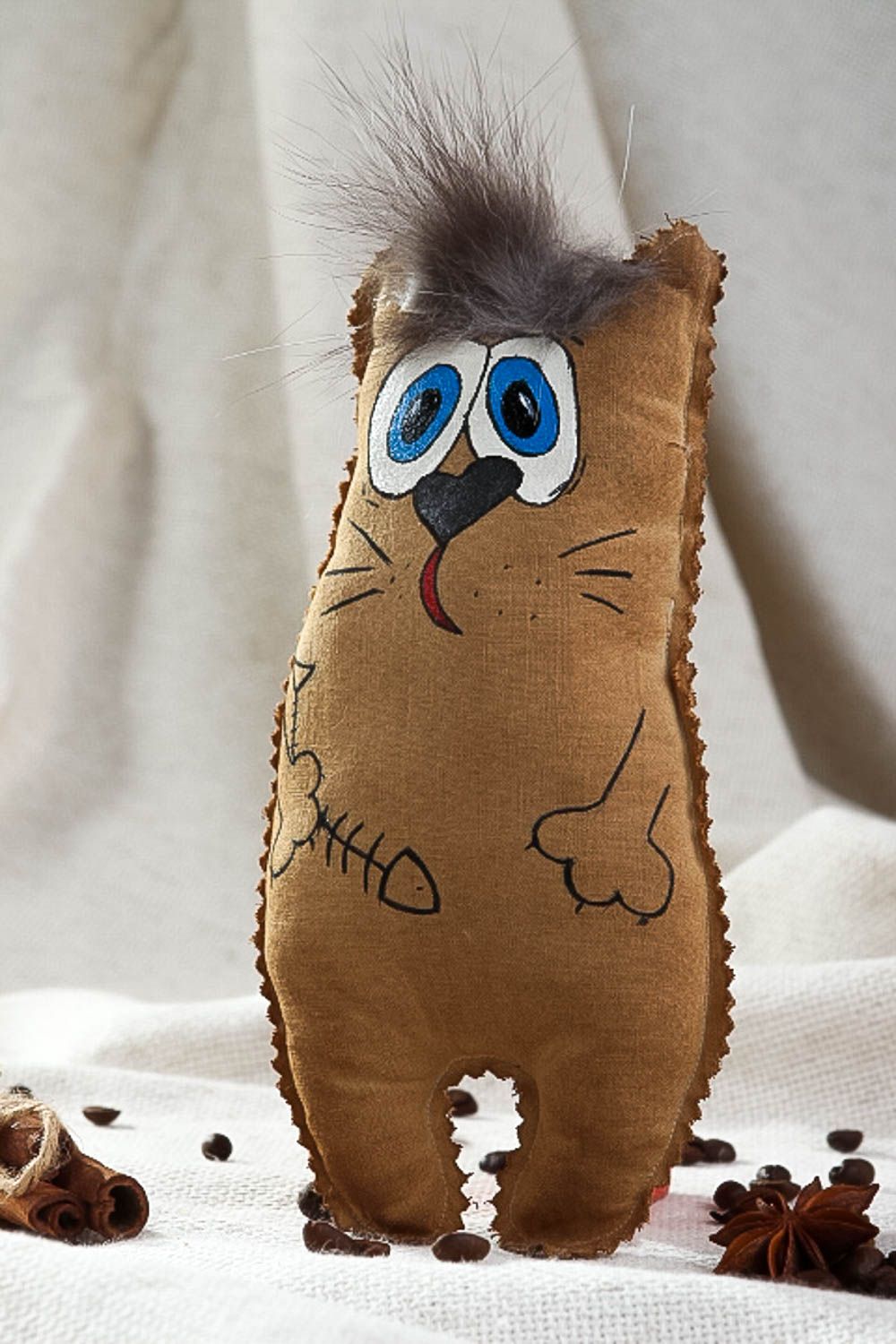 Peluche chat Jouet fait main en coton peint à l'acrylique Décoration maison photo 1