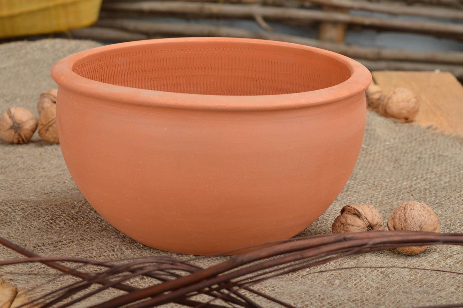 Bol en argile fait main design original  brun vaisselle poterie pour maison 1 L photo 1