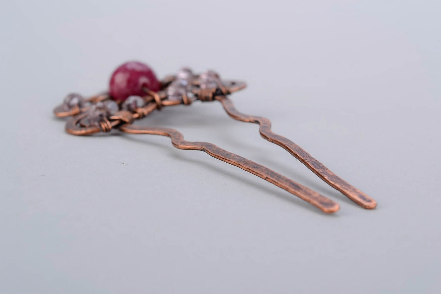 Hairpin with ruby ​​and crystal photo 5