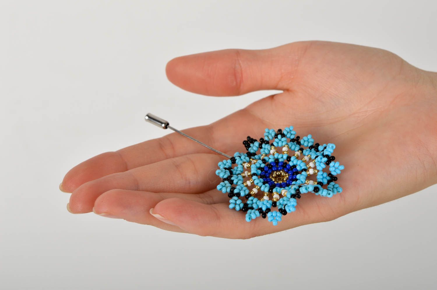 Beautiful handmade beaded brooch pin flower brooch jewelry beadwork ideas photo 5