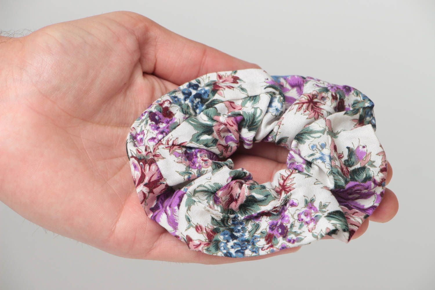 Beautiful handmade large textile hair tie of light color with flower print photo 5