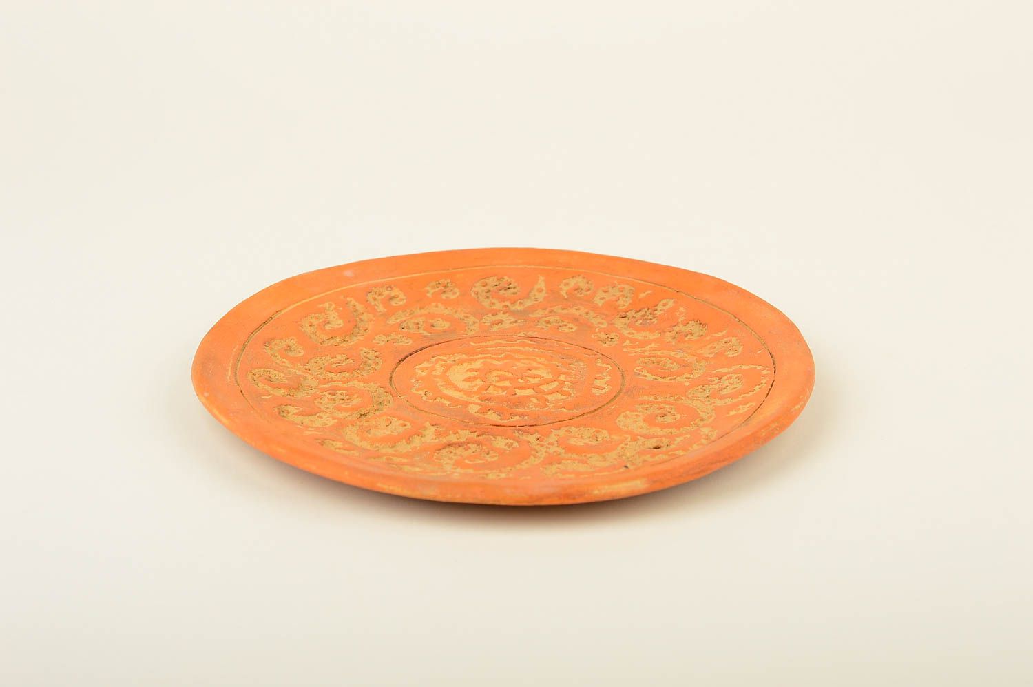 Керамическая тарелка хэнд мэйд глиняная посуда молочная керамика коричневая фото 3