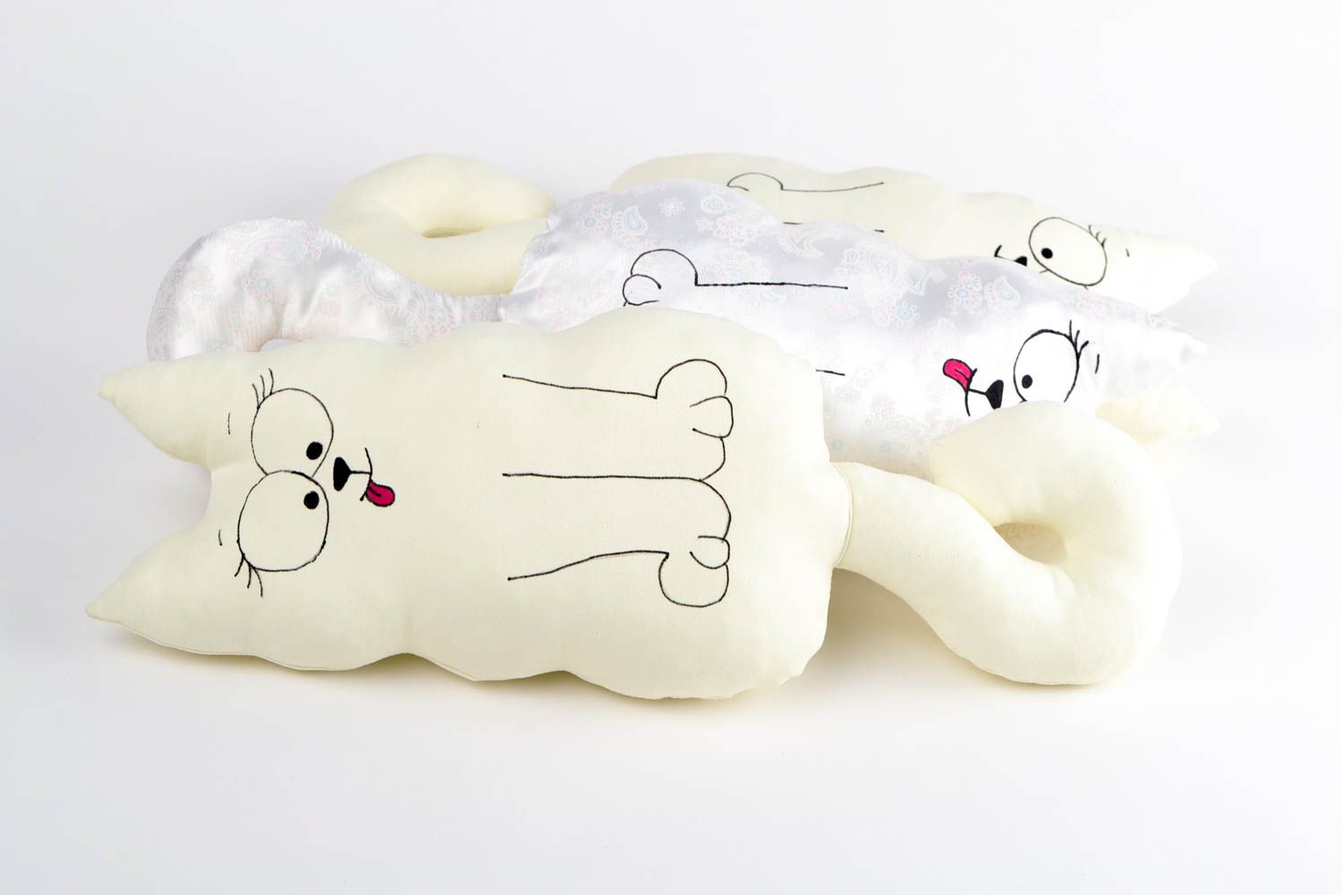 Almohada decorativa juguete hecho a mano gato de tela blanca regalo para niño foto 2