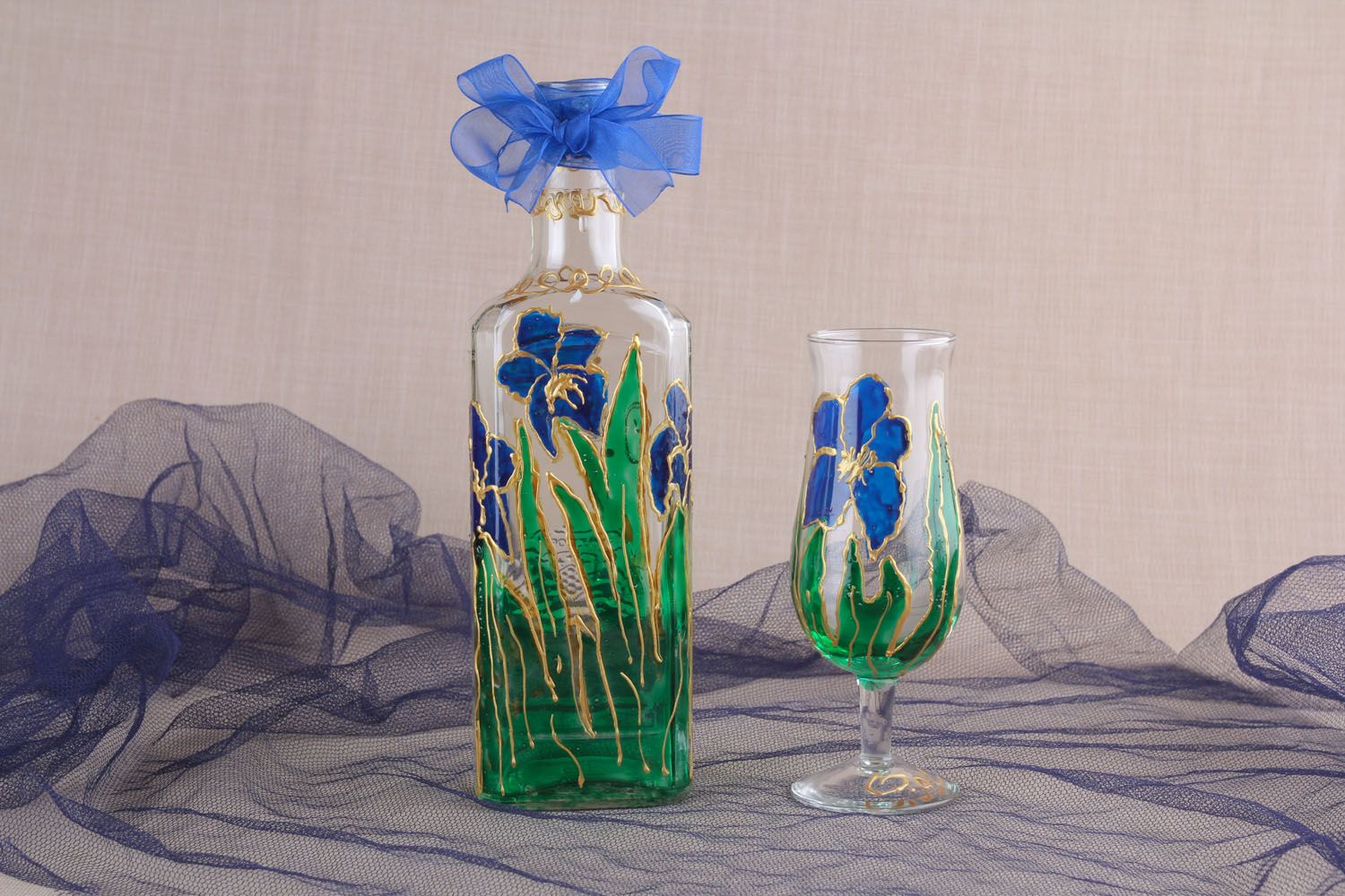 Painted bottle and glass photo 1