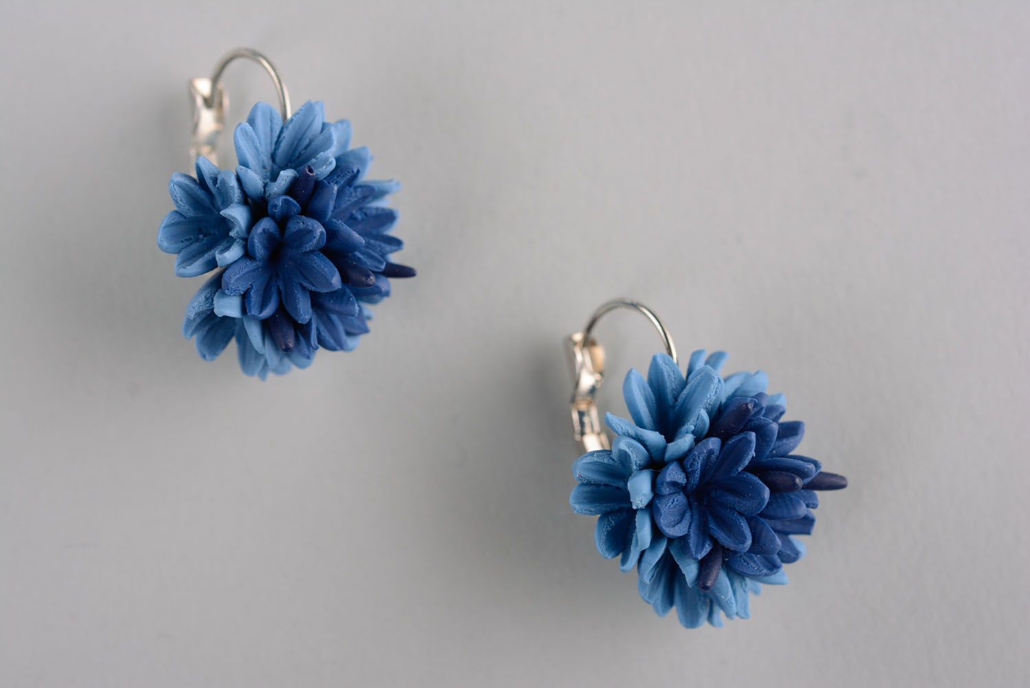 Polymer clay flower earrings photo 1