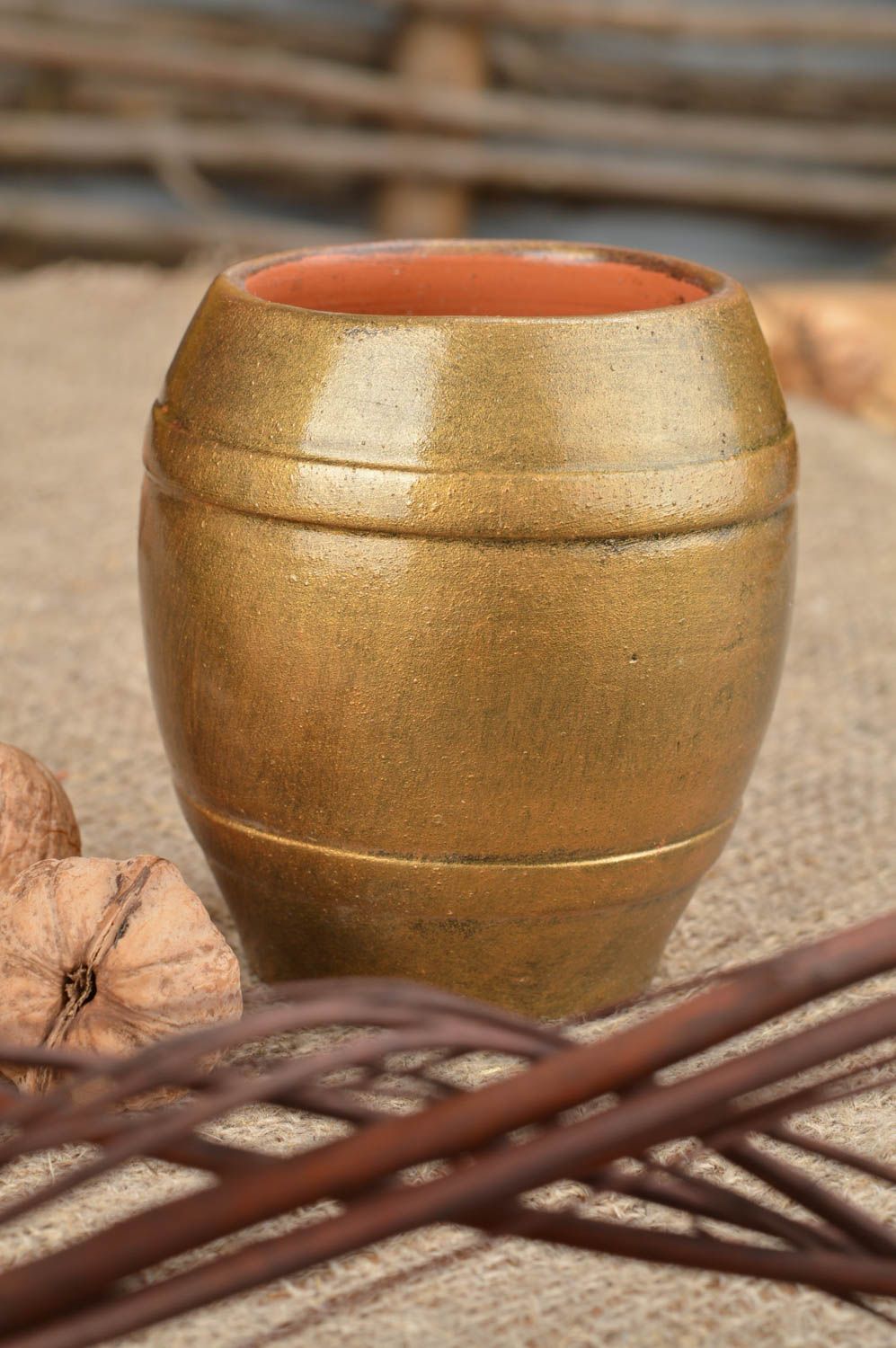 Handmade goldfarbener Becher aus Ton Keramik Geschirr Küchen Deko 150 ml  foto 1