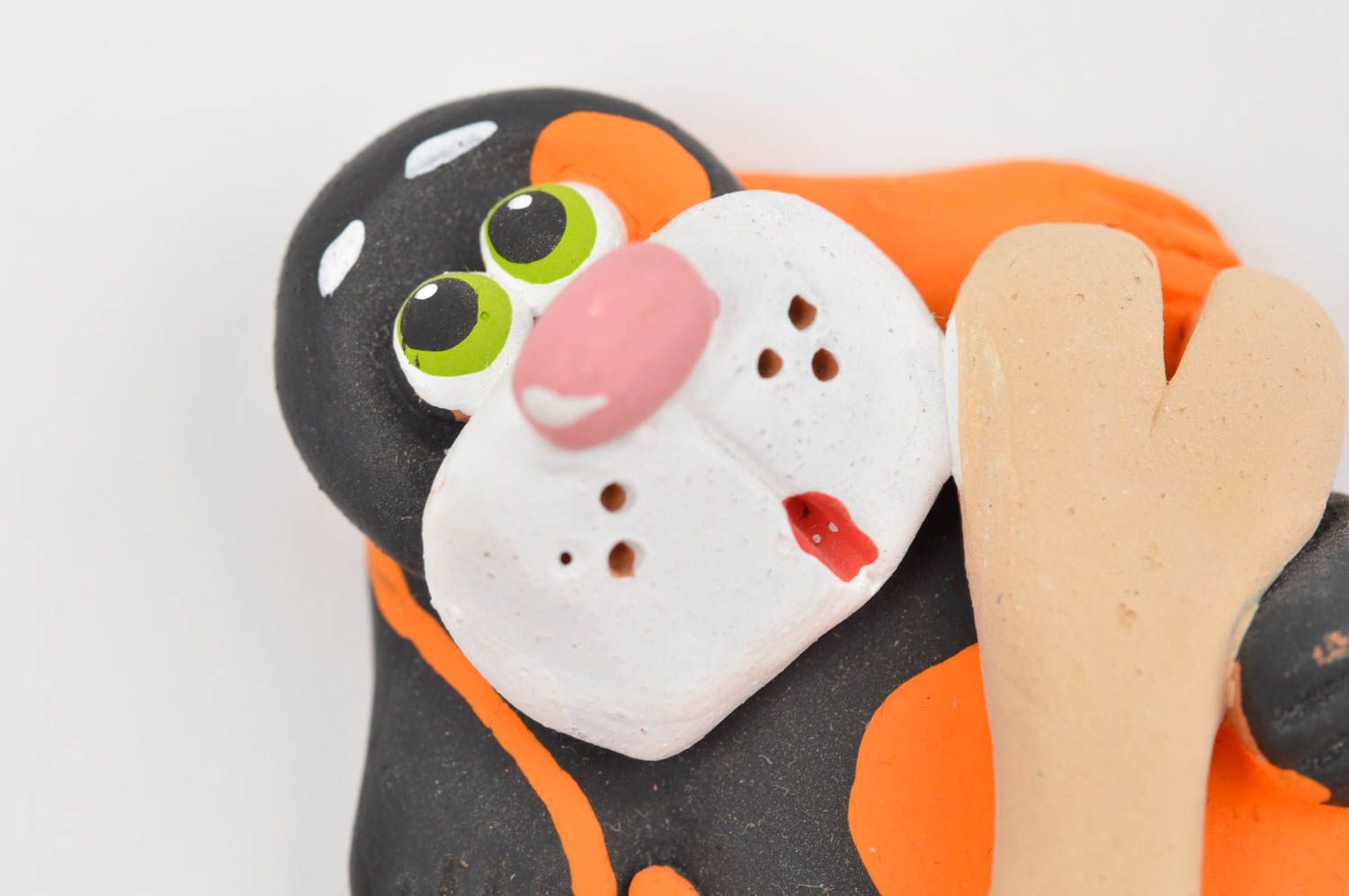 Magnet chien en céramique noir-orange amusant pour réfrigérateur fait main photo 5