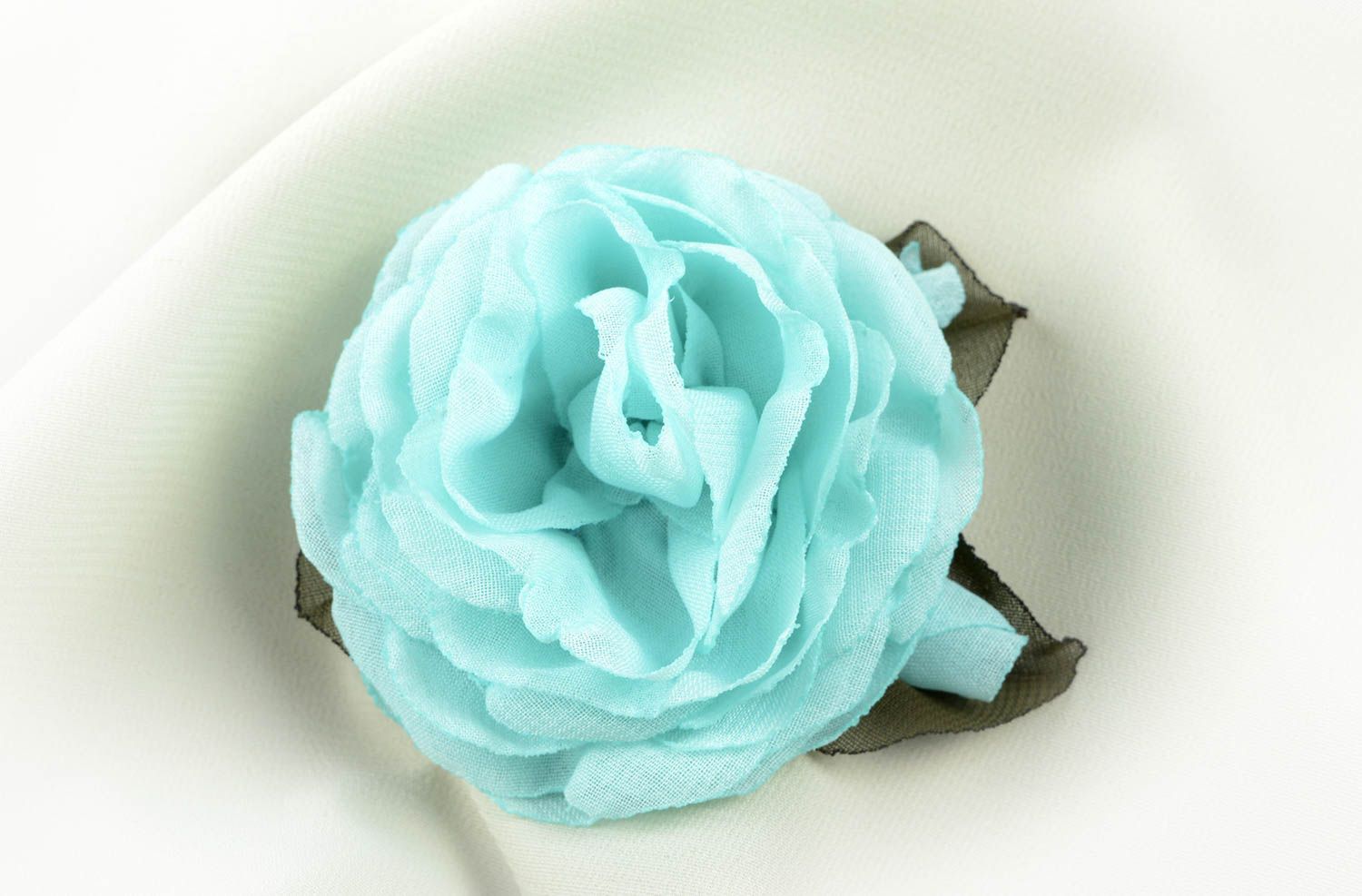 Украшение ручной работы аксессуар для волос заколка с цветком розы голубая фото 5