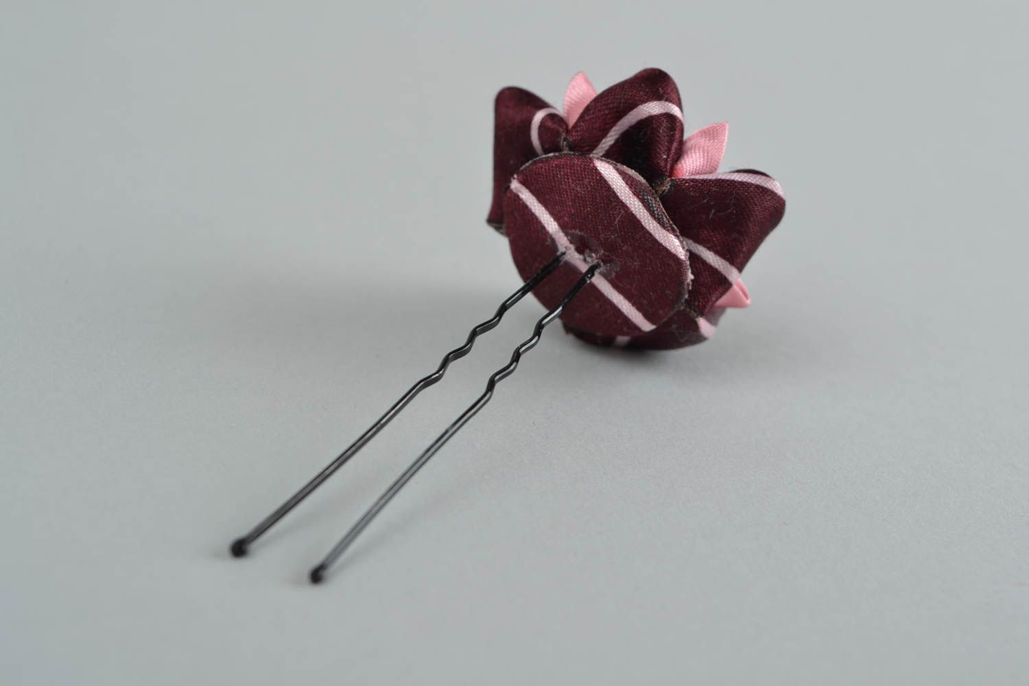 Épingle à cheveux fleur kanzashi en rubans de satin marron-rose faite main photo 5