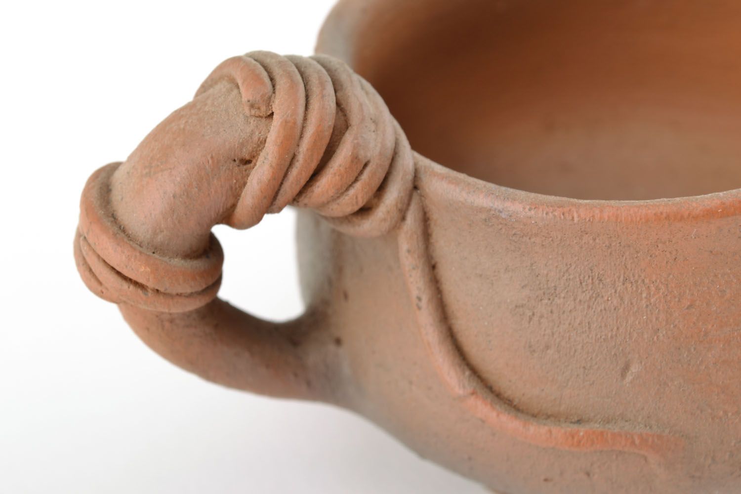 Clay art coffee wide cup with handle in wire style photo 2