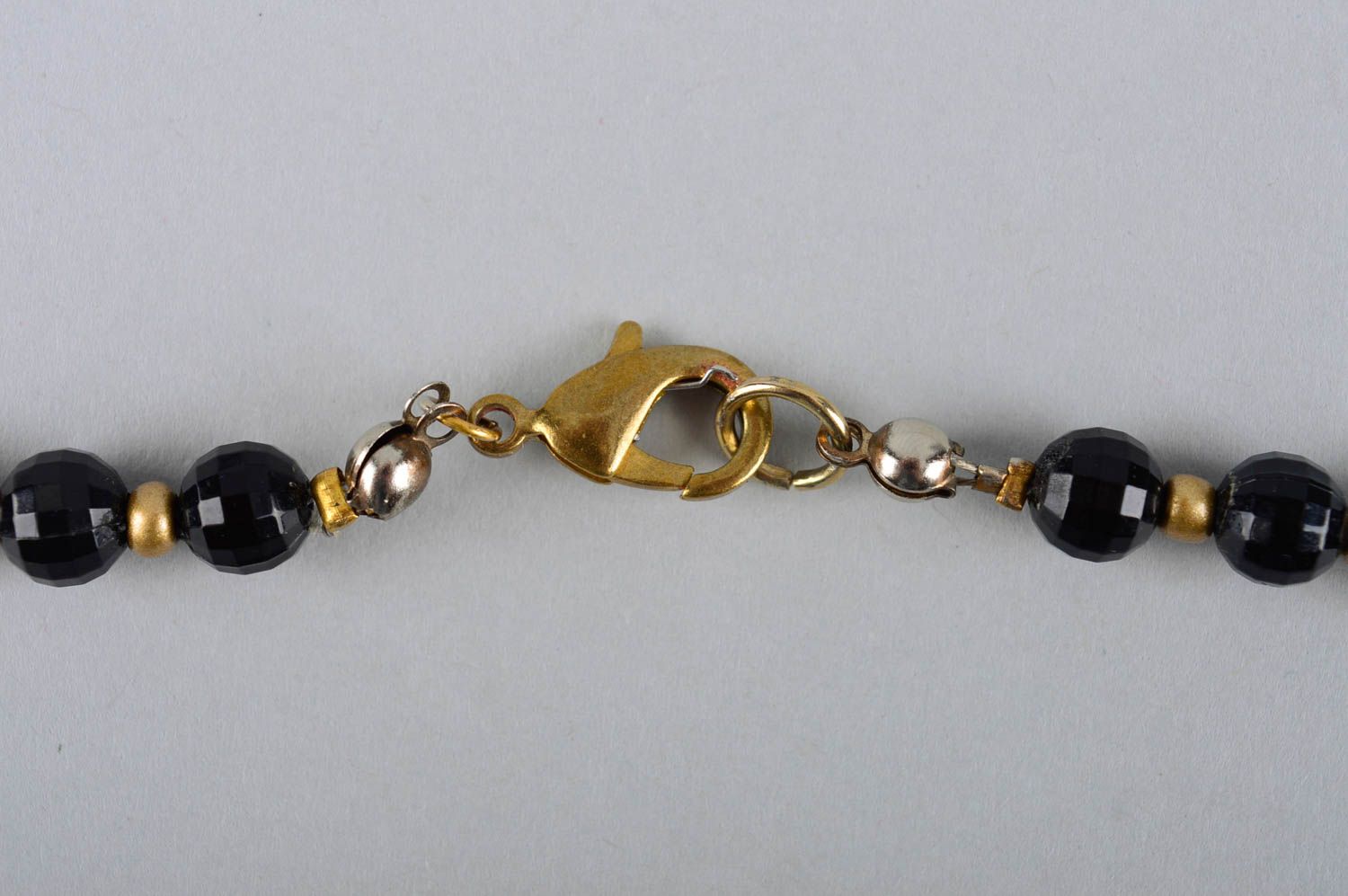 Collier noir Bijou fait main design stylé original avec cristaux Cadeau femme photo 5