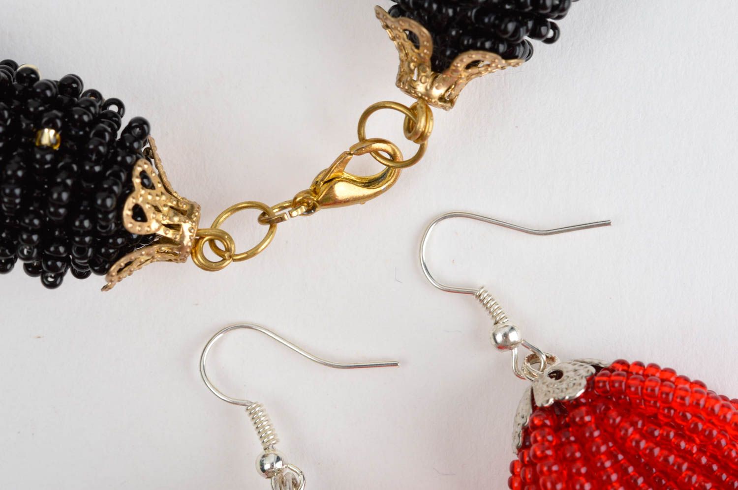 Frauen Accessoire hadgefertigt Schmuck Ohrringe interessant Halskette für Frauen foto 4