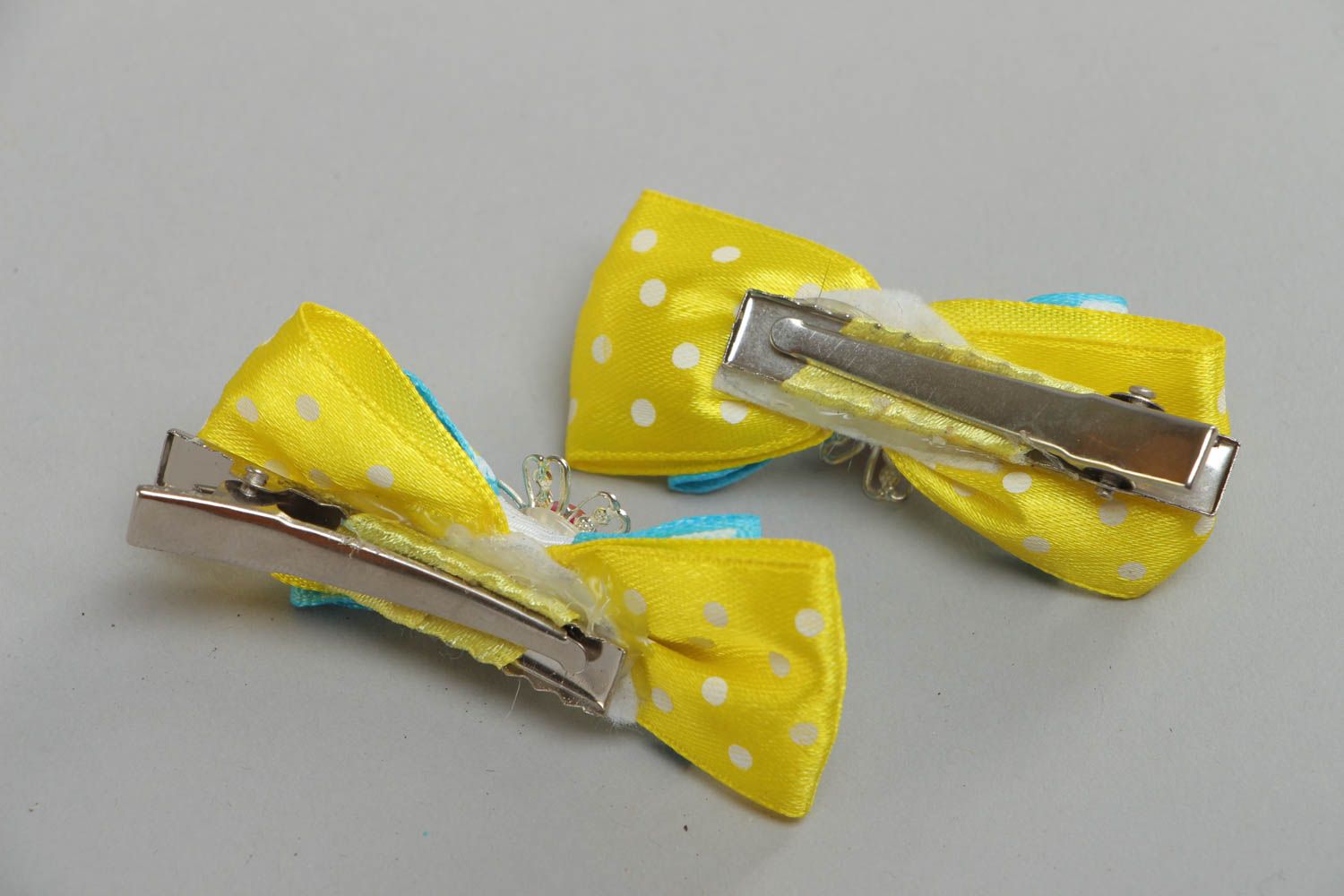 Set of handmade decorative hair clips with yellow and blue satin ribbon bows  photo 4