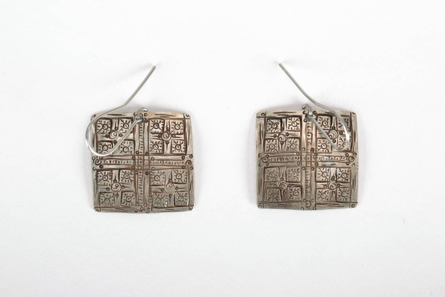 Square earrings made of melchior photo 5