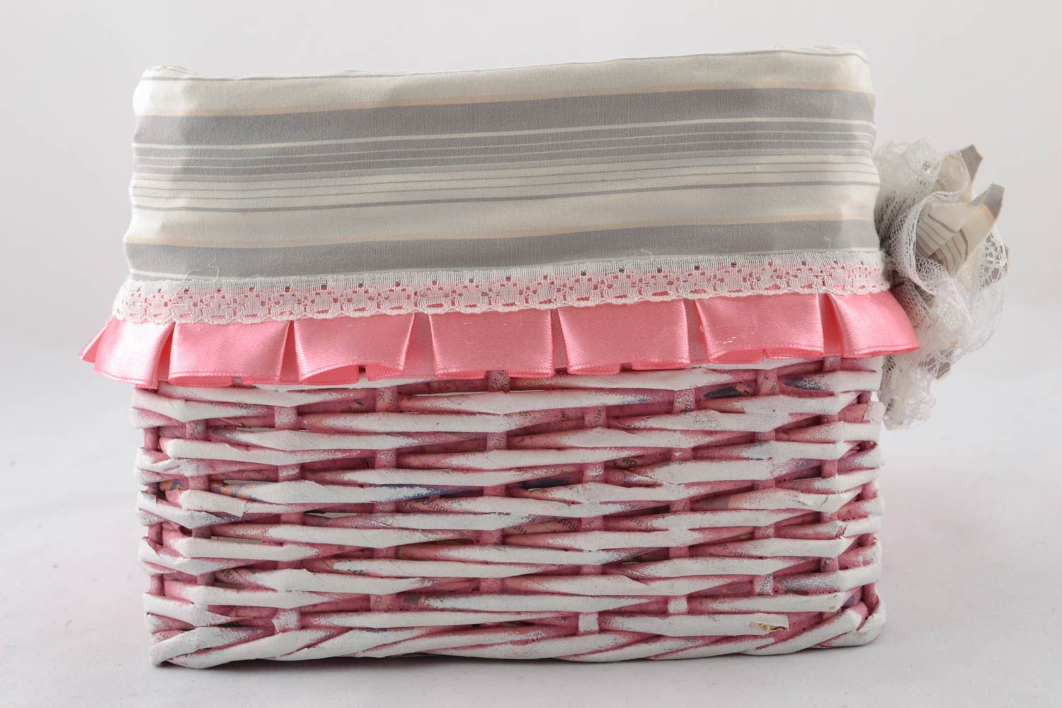 Paper woven basket with fabric lining photo 1