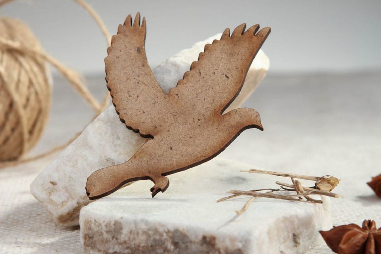 Chipboard pigeon artisanal réalisé en bois photo 1