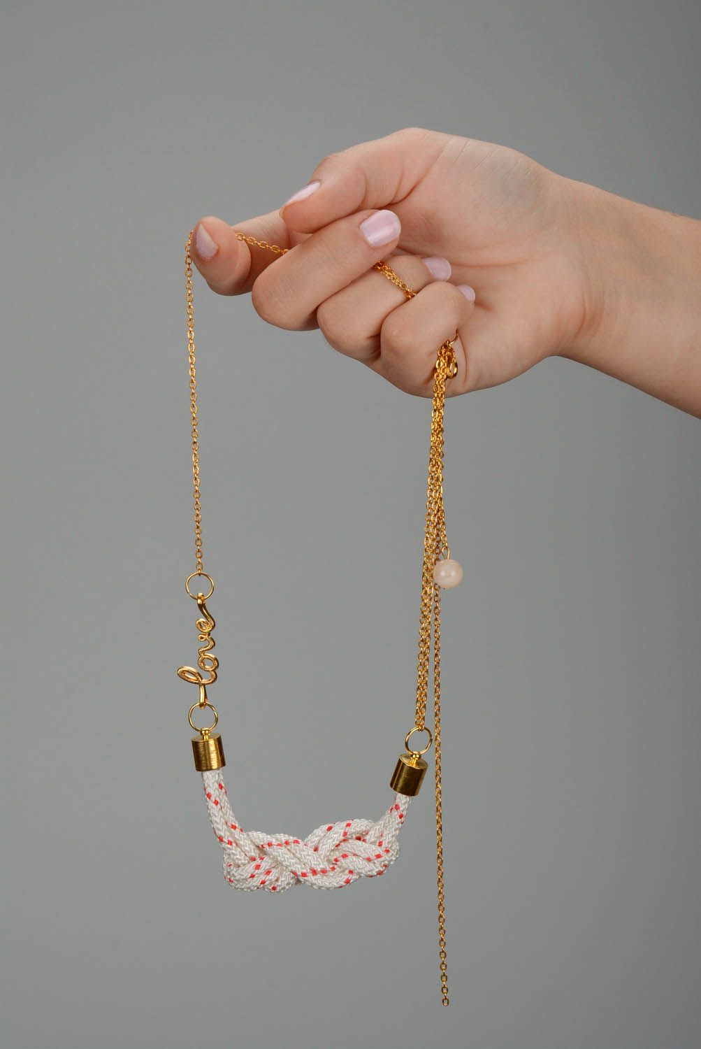Necklace made of string Love photo 5