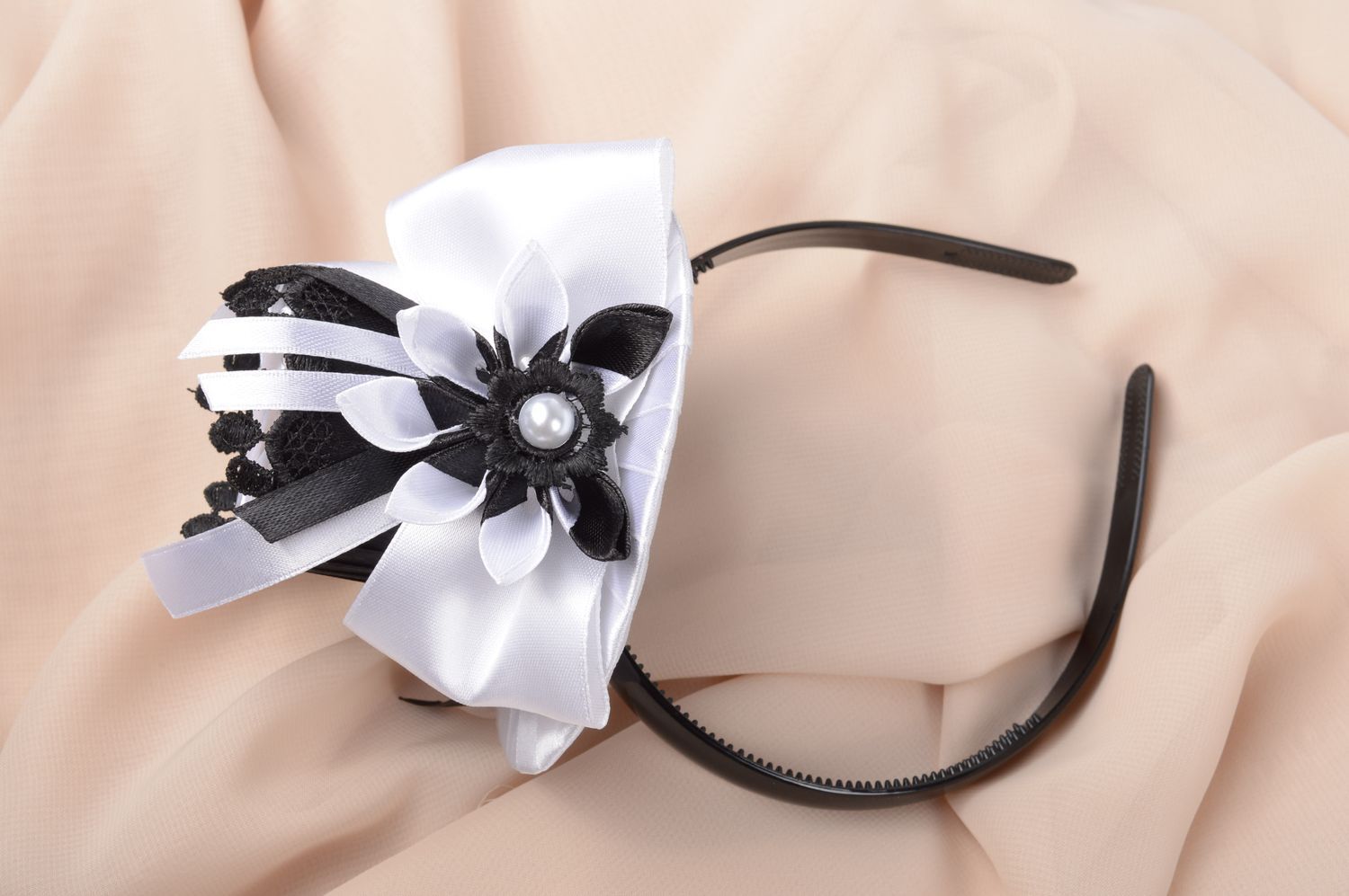 Haarschmuck für Mädchen handmade Haar Schmuck schwarz weiß Geschenk für Mädchen  foto 5