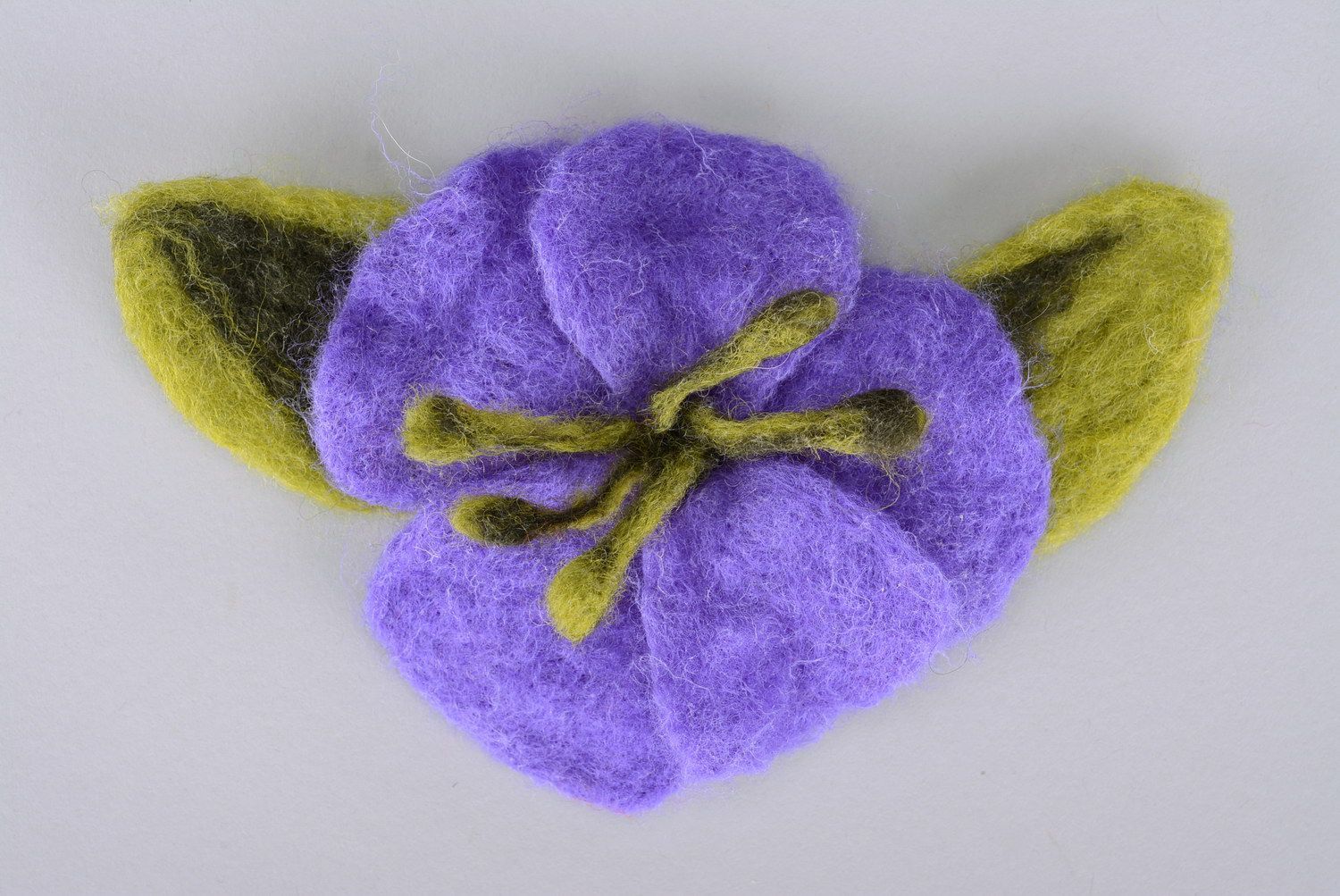 Broche originale Fleur en laine faite à la main photo 4