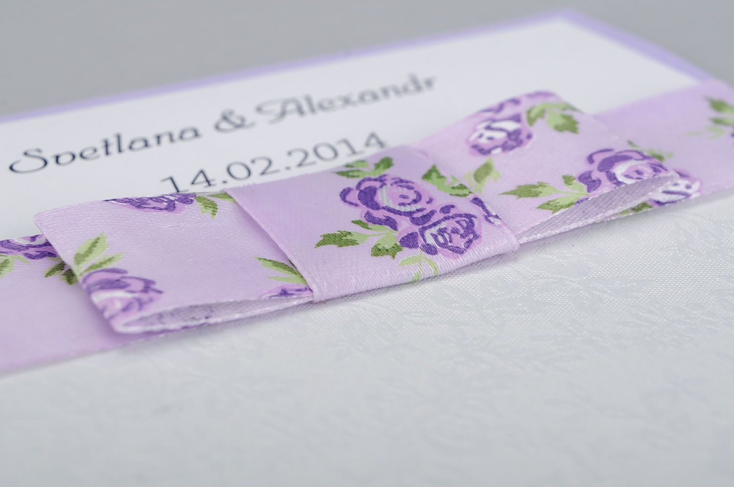 Wedding invitation of white and lilac color photo 4