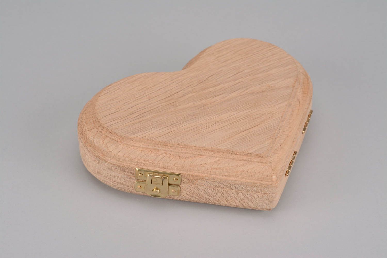 Roh-Holzschatulle in Form des Herzens  foto 3