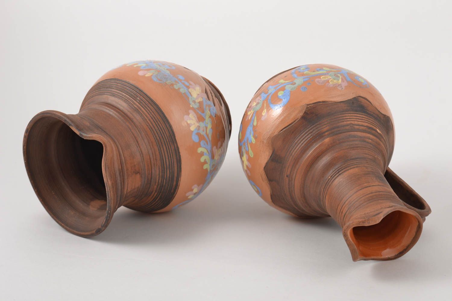 Jarros de cerámica hechoe a mano vasijas de arcilla accesorios de cocina foto 2