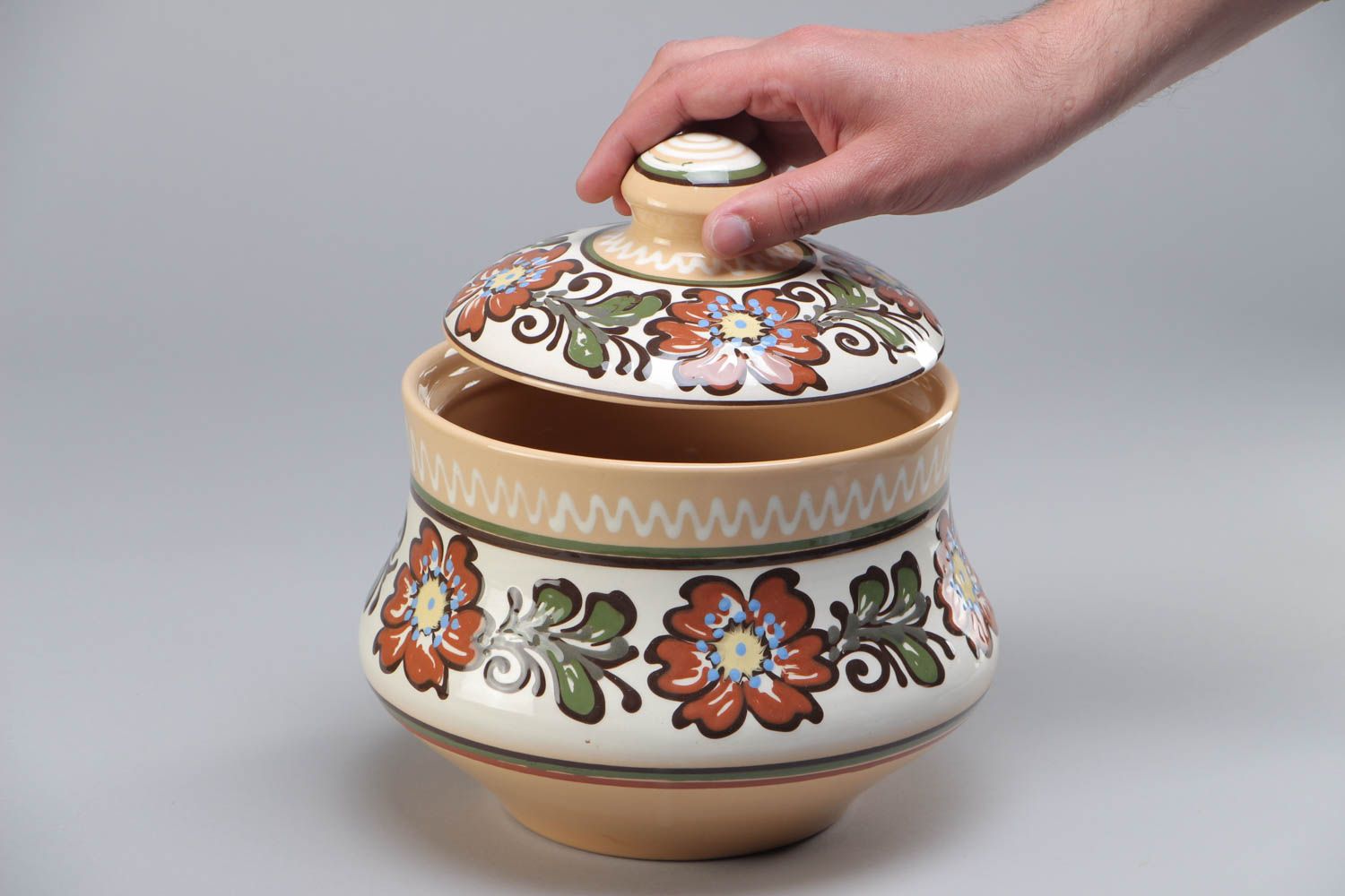 Handmade large ceramic pot with lid for baking painted with rich ornaments 3.5 l photo 5