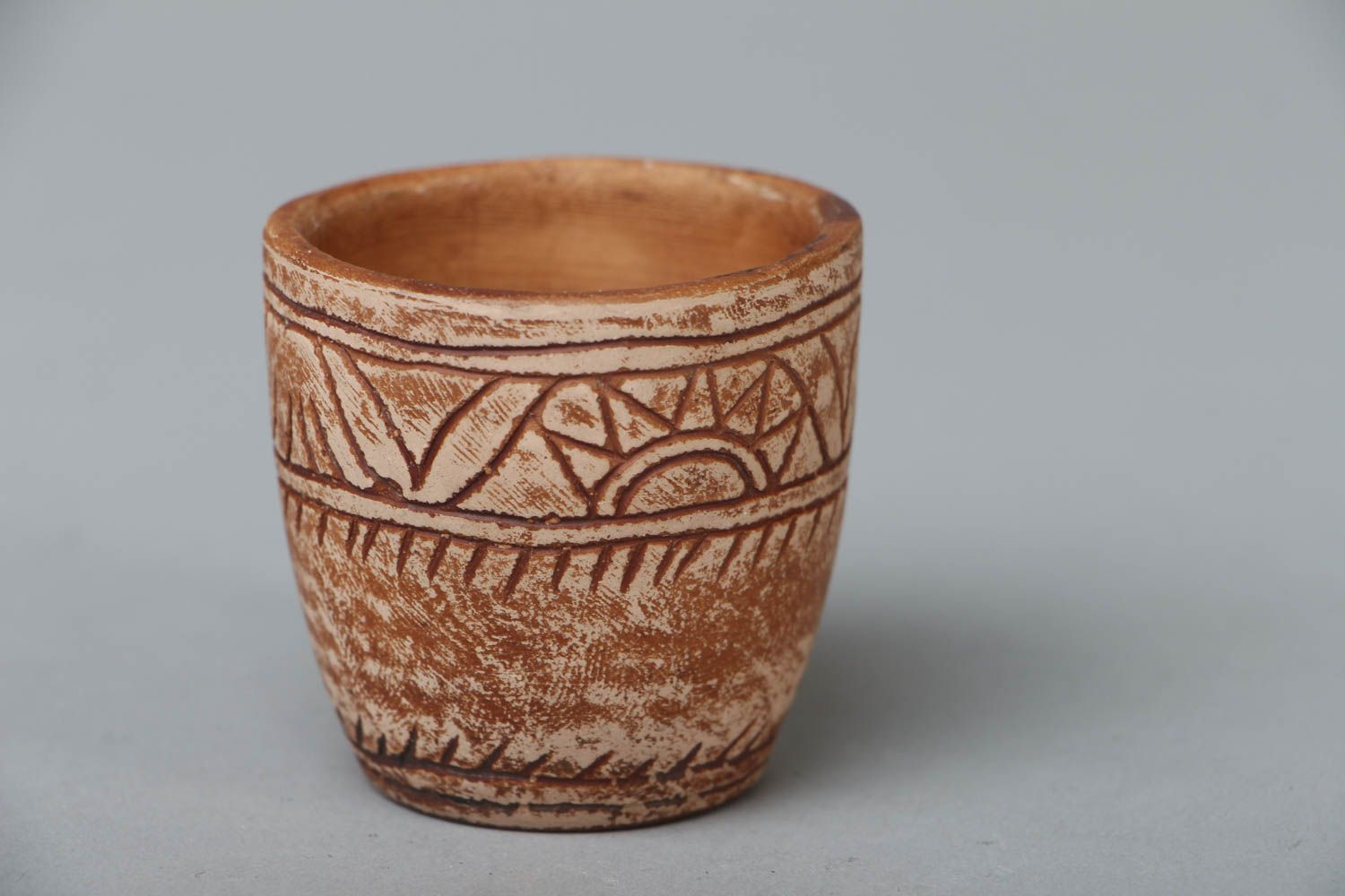 Chupito de cerámica en estilo étnico foto 1