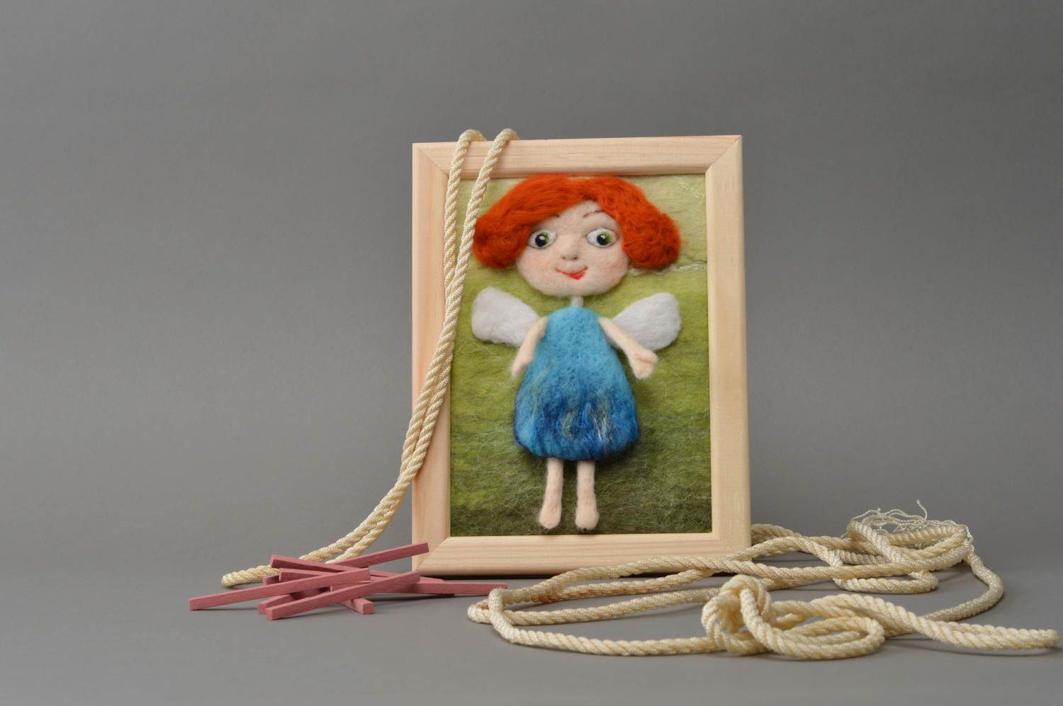 Handmade stylish cute unusual beautiful woolen picture in wooden frame photo 1