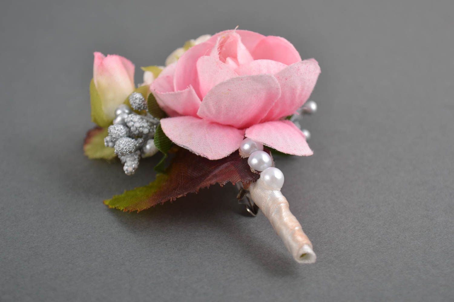 Boutonnière rose fait main Accessoire mariage Cadeau homme romantique perles photo 4