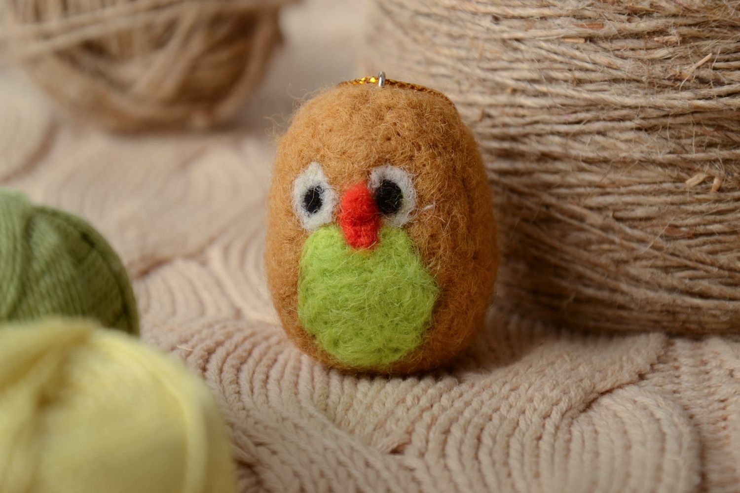 Handmade felted wool interior toy Chicken photo 1