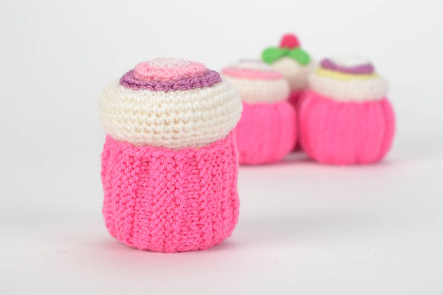 Beautiful soft handmade crochet cake of pink color for home decor photo 1