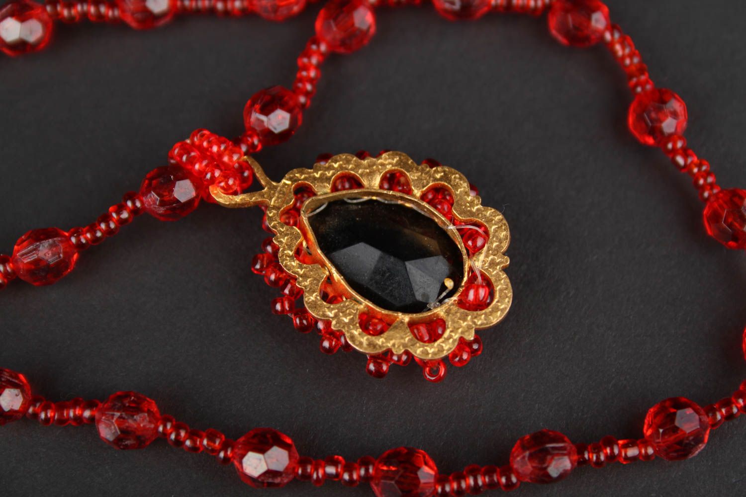 Handmade designer necklace unusual stylish jewelry red festive necklace photo 9