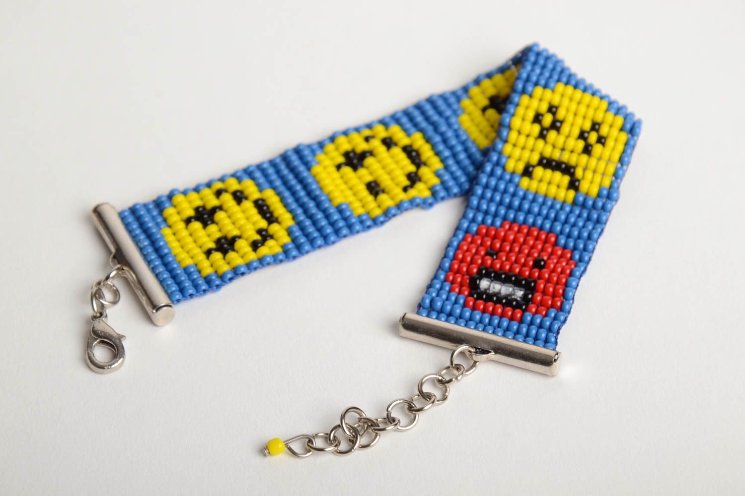 Funny colorful yellow and blue beads woven wrist chain bracelet with a smiley pattern photo 4