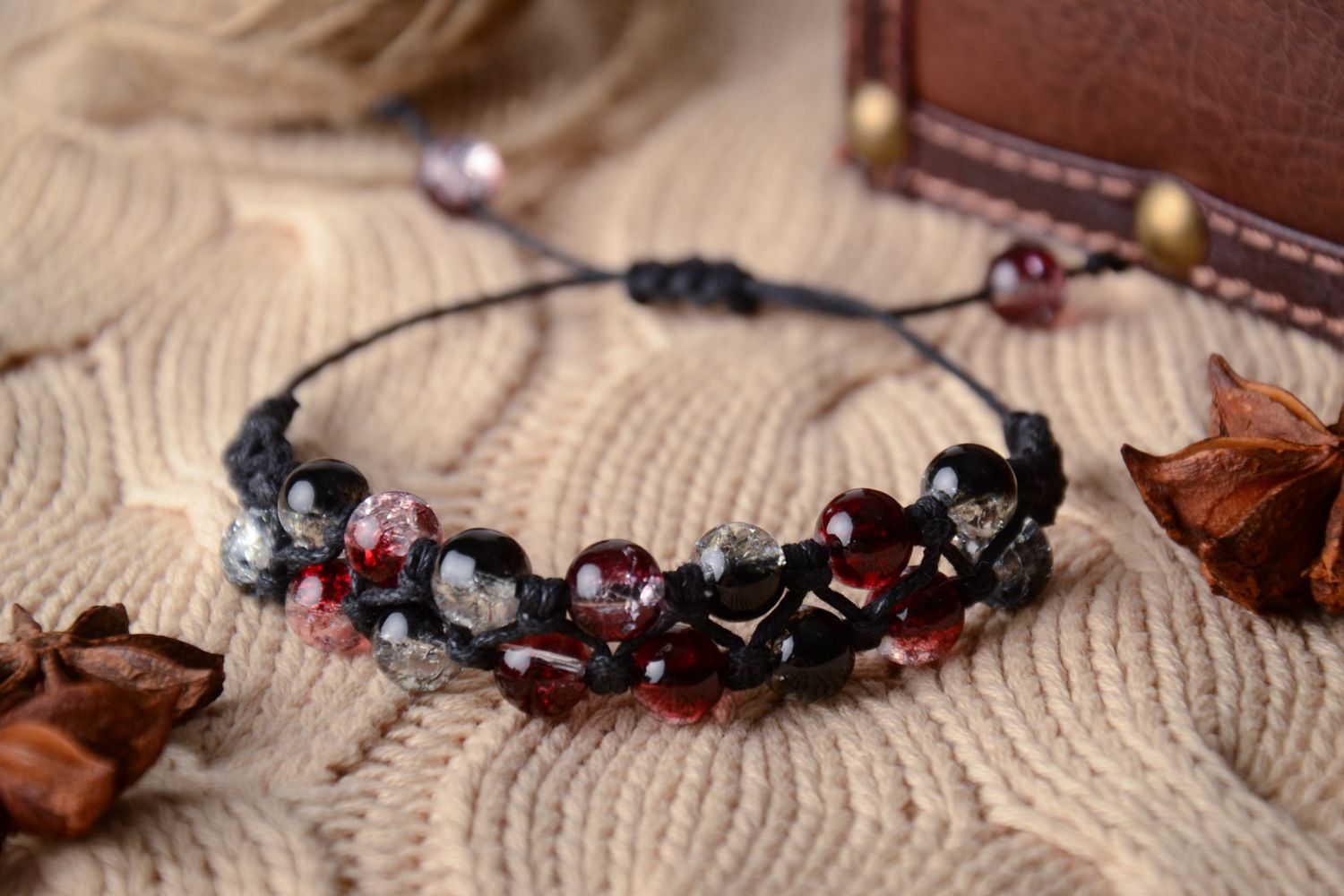 Bracelet en perles de verre tressé de lacet ciré en deux rangées fait main photo 2