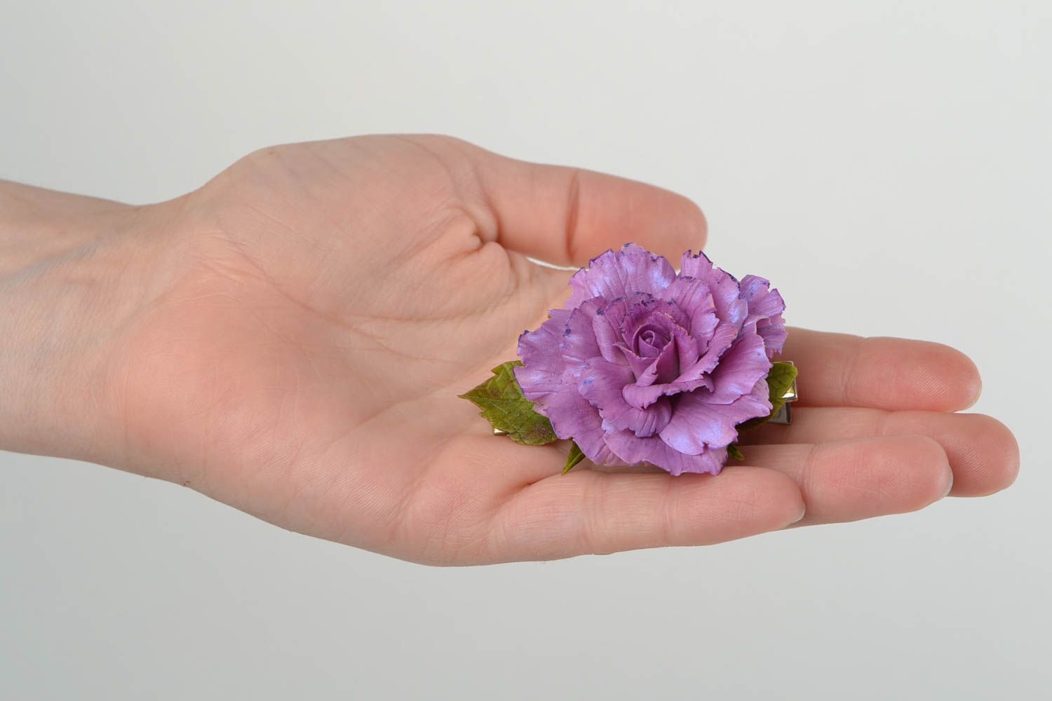 Lila Brosche Haarspange Blume aus kaltem Porzellan handmade schön für Frauen foto 2